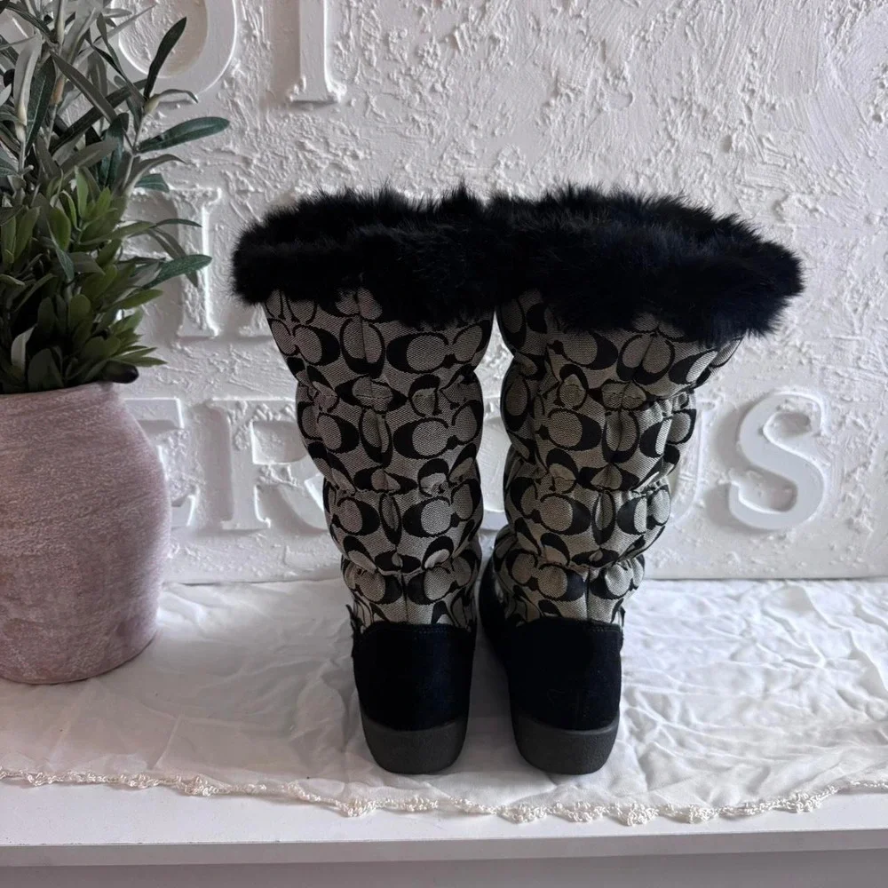 Coach Theona Signature snow boots